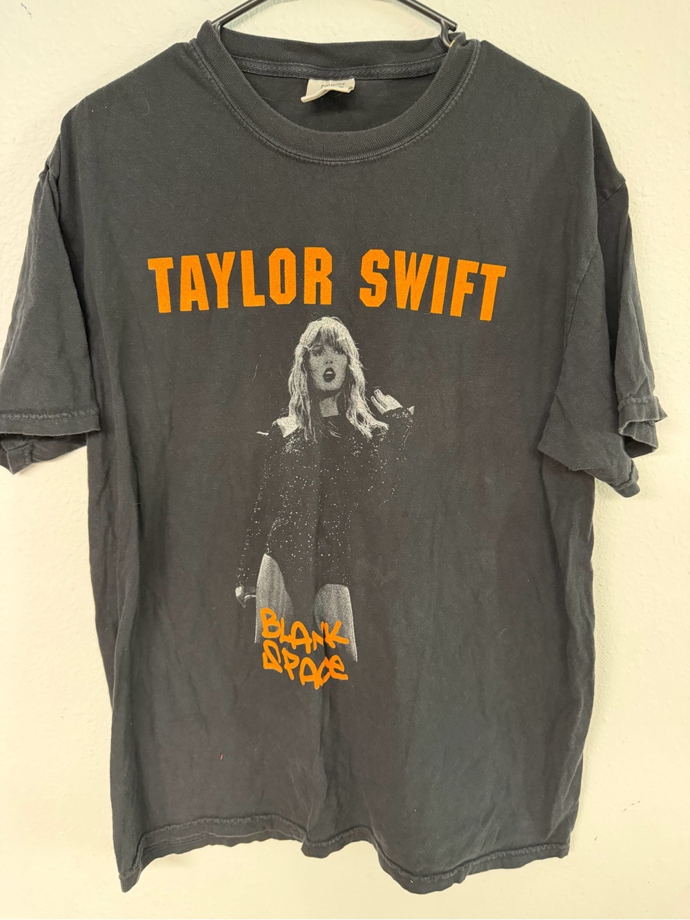 Comfort Colors Black Graphic Tee Label Close-Up